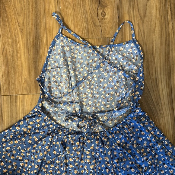 SHEIN size: small strappy floral summer dress - Picture 5 of 6